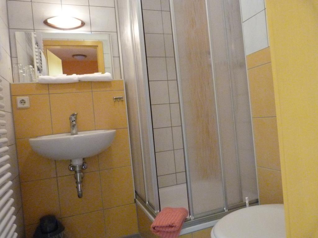 Waldhaus Colditz Garni Buitenkant foto